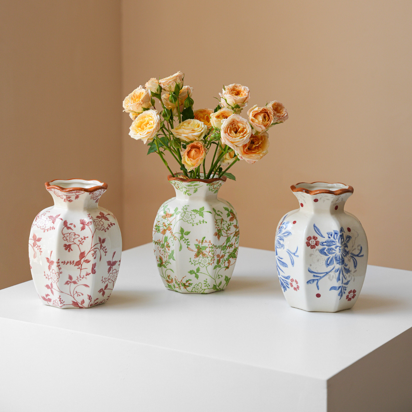 Heritage Blue & White Vase, porcelain vase — view 4