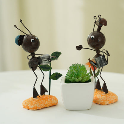 Nordic Ant Resin Figurine, decor sculpture — view 3