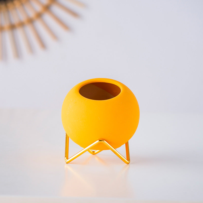 Creative Ceramic Vase, artistic form — view 6