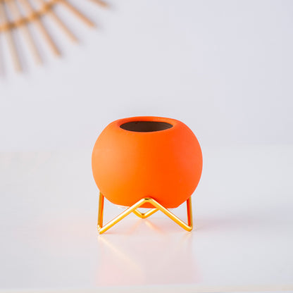 Creative Ceramic Vase, artistic form — view 4