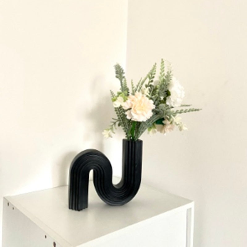 Nordic Geometric Minimalist Vase — view 6