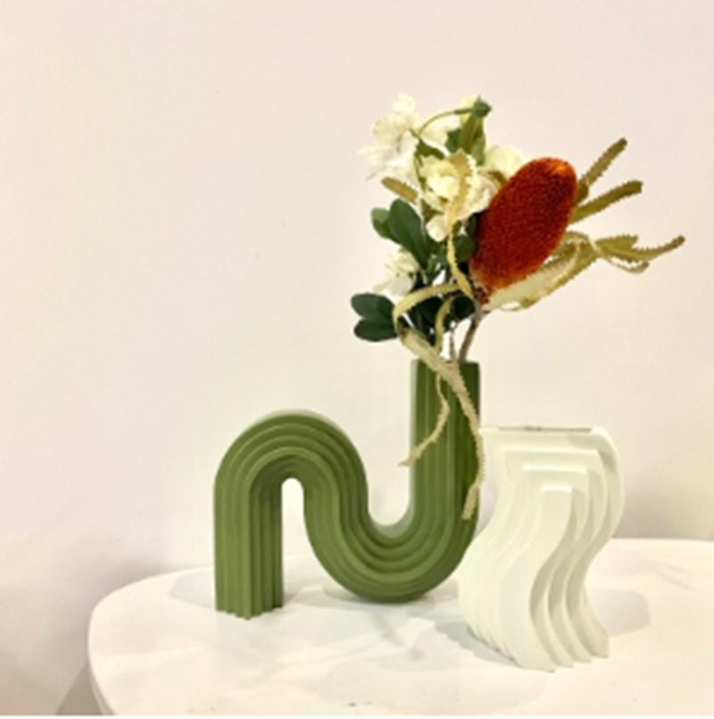 Nordic Geometric Minimalist Vase — view 7