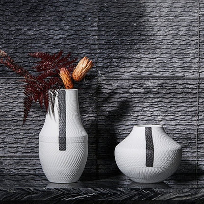 Minimalist Ceramic Craft Vase — main view