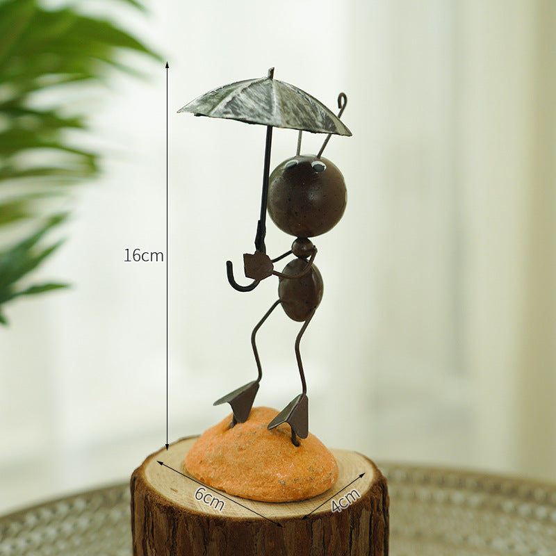 Nordic Ant Resin Figurine — view 14