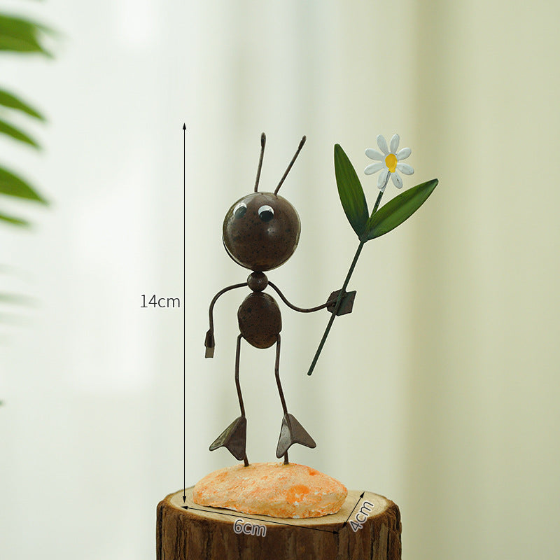 Nordic Ant Resin Figurine — view 20