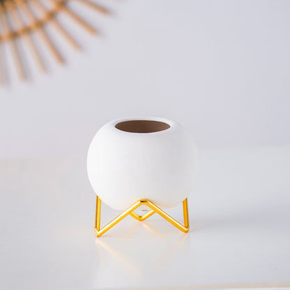 Creative Ceramic Vase, artistic form — view 3