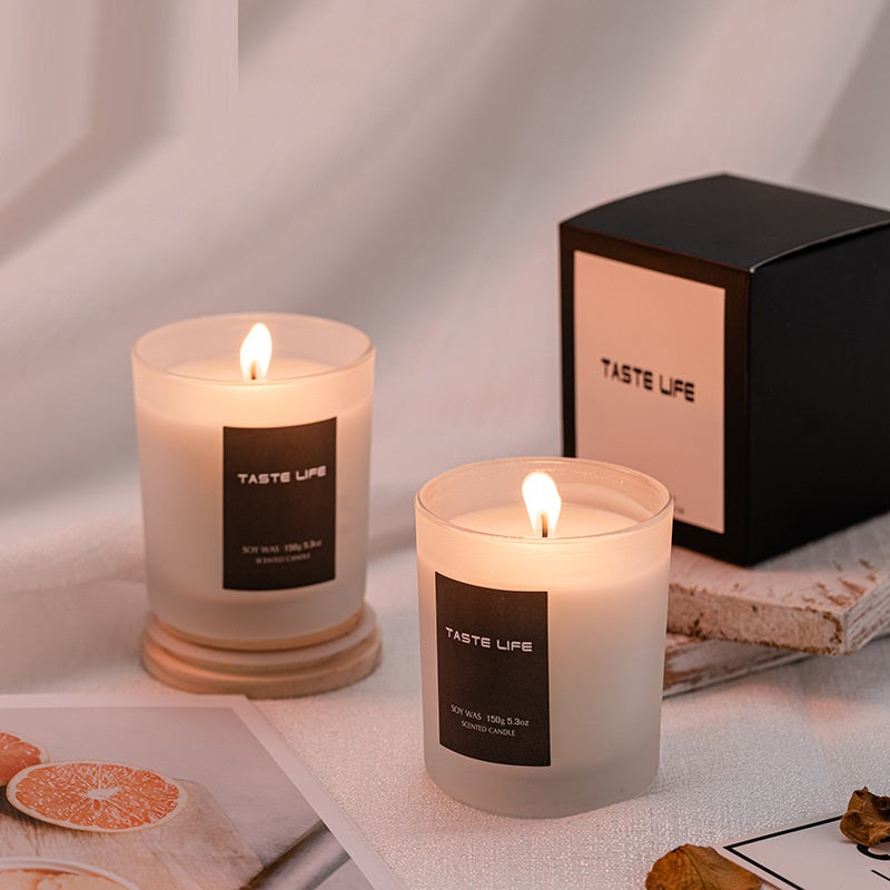 Smokeless Soy Candle with Wooden Cover — main view
