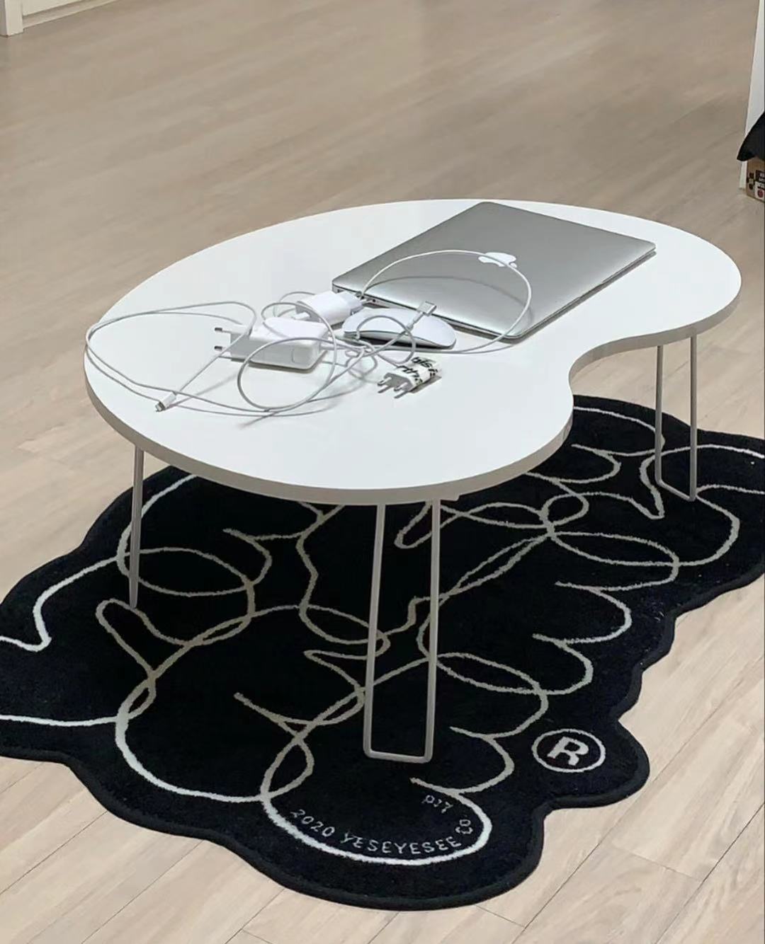 Letter-Shaped Velvet Floor Mat — view 5