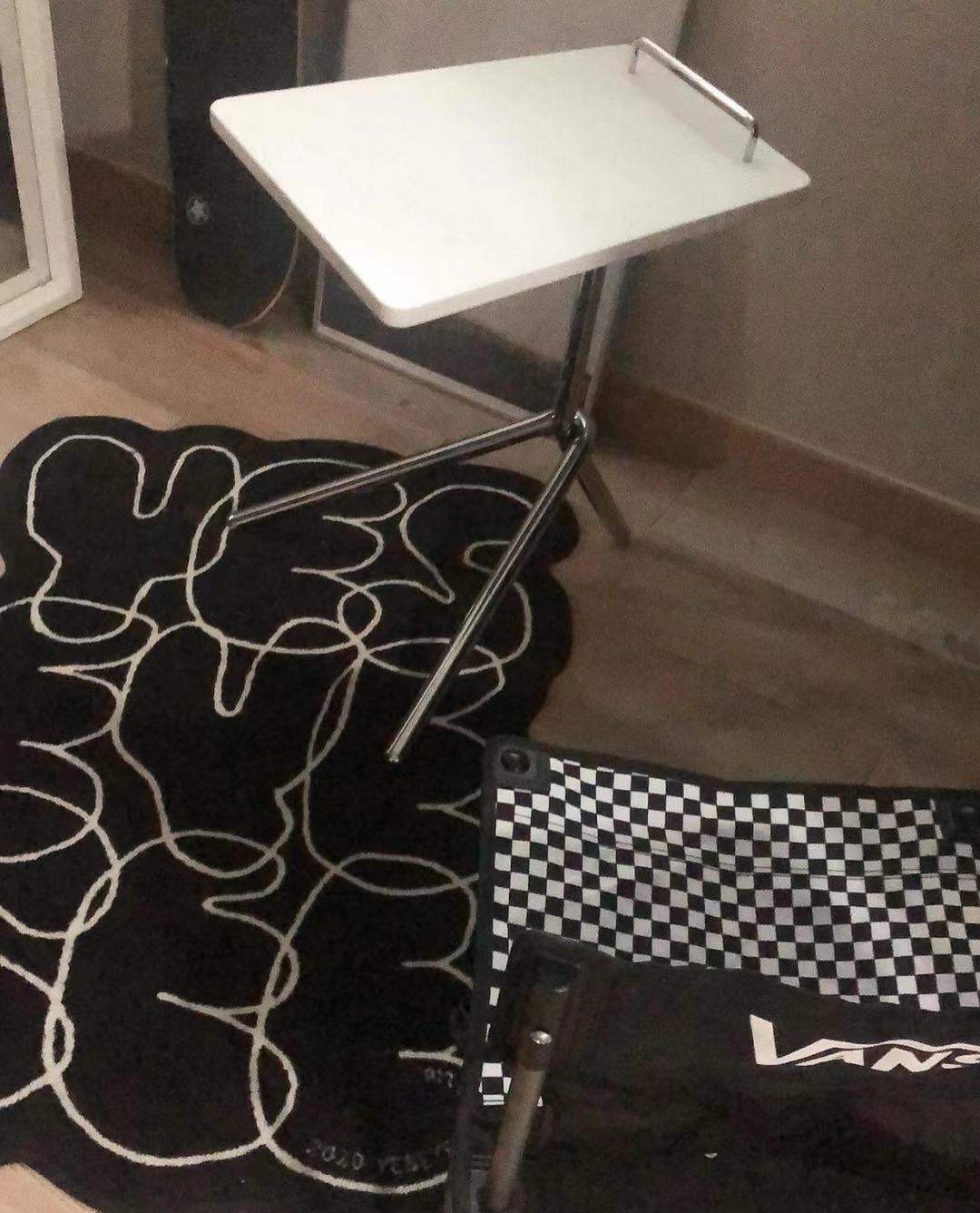 Letter-Shaped Velvet Floor Mat — view 3