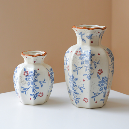 Heritage Blue & White Vase, porcelain vase — view 3